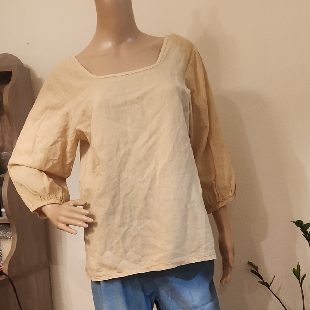 Cream Puff Sleeve Relaxed Blouse